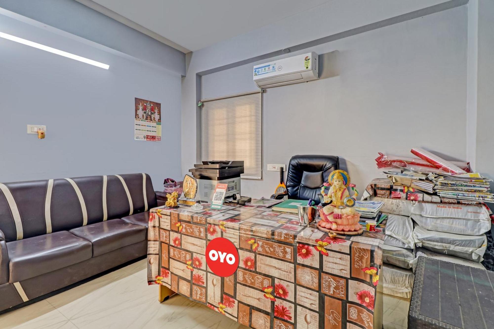 Guntūr Oyo Vnr Convention酒店 外观 照片